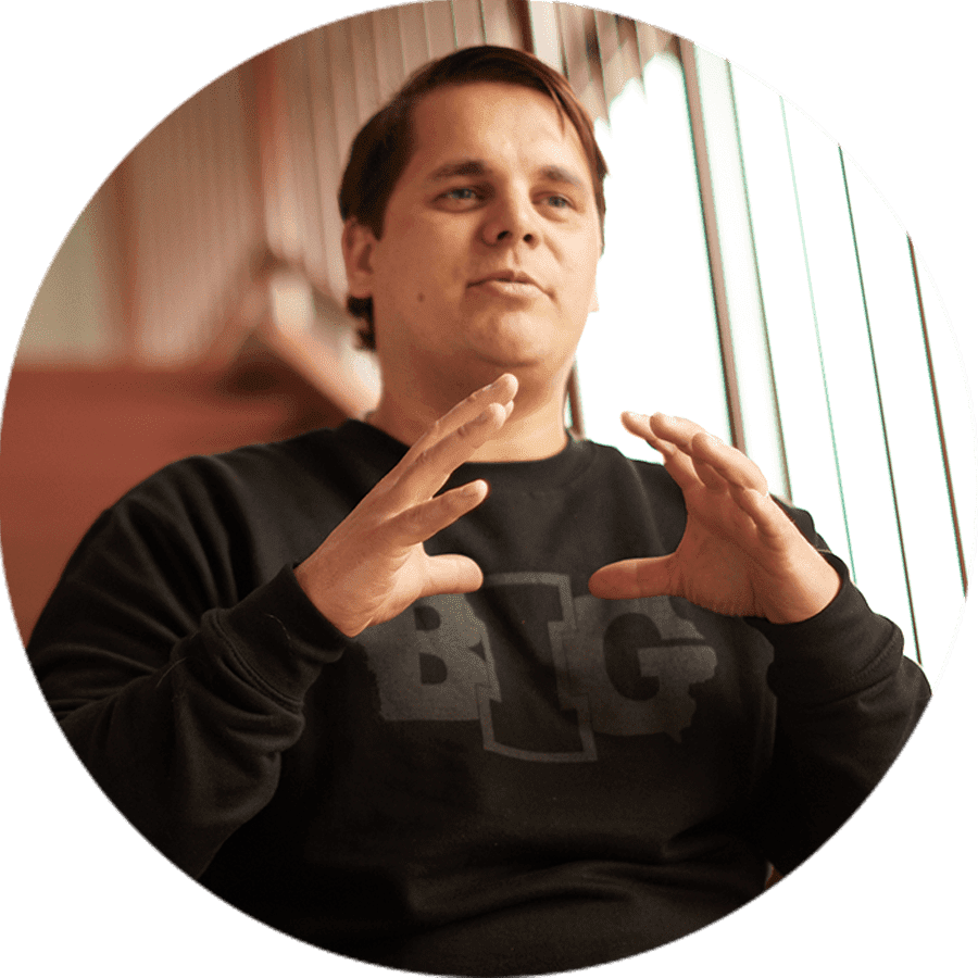 a teacher explaining information